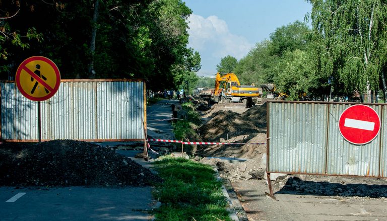 Аким области возмущен некачественным ремонтом дорог и затянутыми сроками их ремонта в Восточном Казахстане