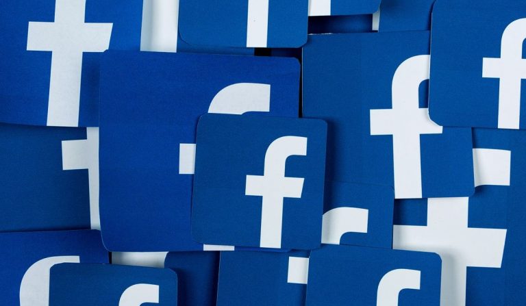 Возможно, ваша личная переписка на Facebook уже продается