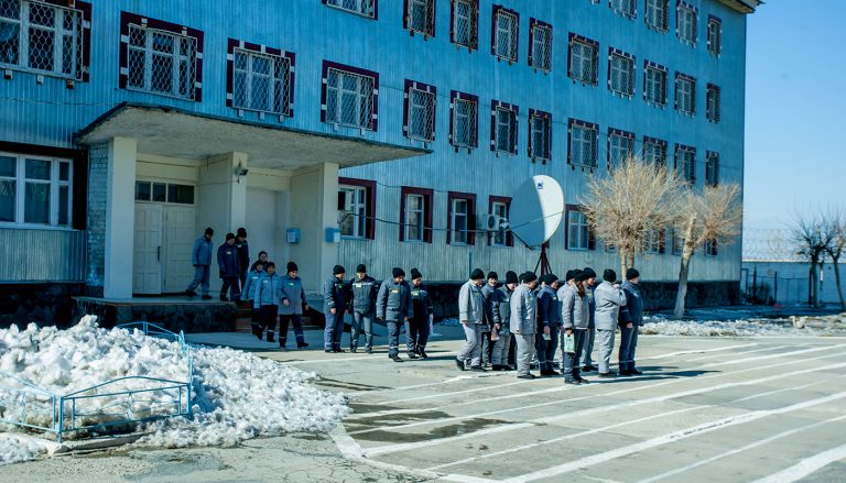 В Казахстане предложили проявлять больше сострадания к женщинам преступившим закон