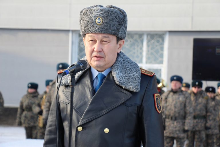В Восточно-Казахстанской области прошел гарнизонный развод комплексных сил в рамках ОПМ «Правопорядок»