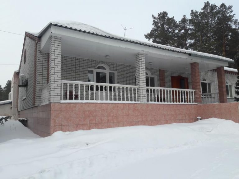 Акимат Семея продает загородную резиденцию