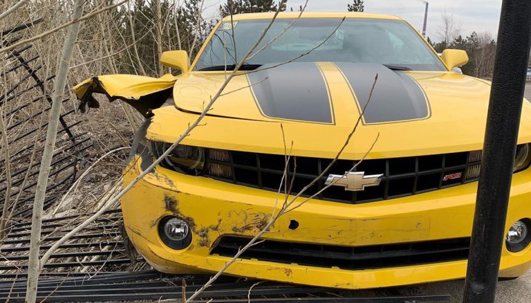 Сотрудник автомойки, разбивший Chevrolet Camaro, находится под следствием по факту угона автомобиля