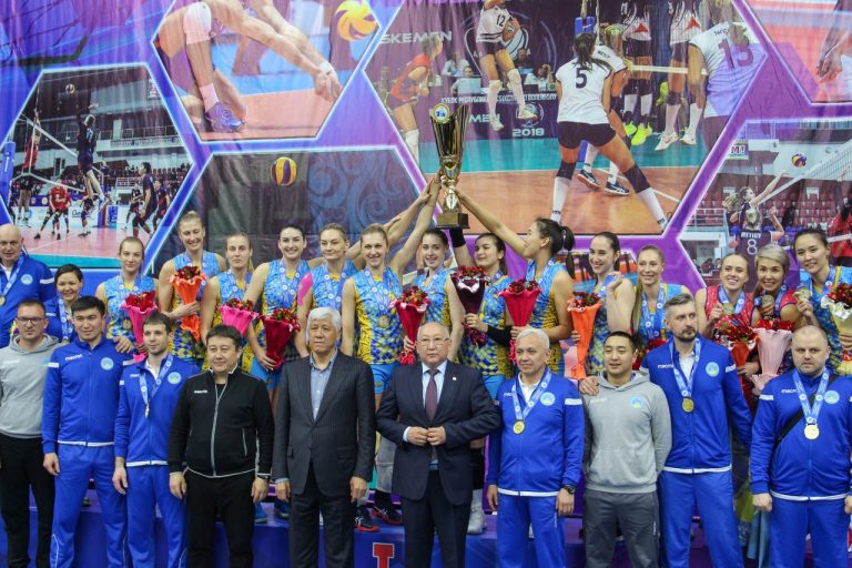Женская волейбольная команда клуба «Алтай» стали чемпионками Казахстана