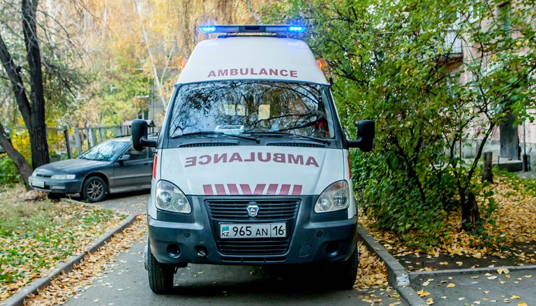 Средств на закуп карет скорой помощи в бюджете не предусмотрено, ответили в управлении здравоохранения ВКО