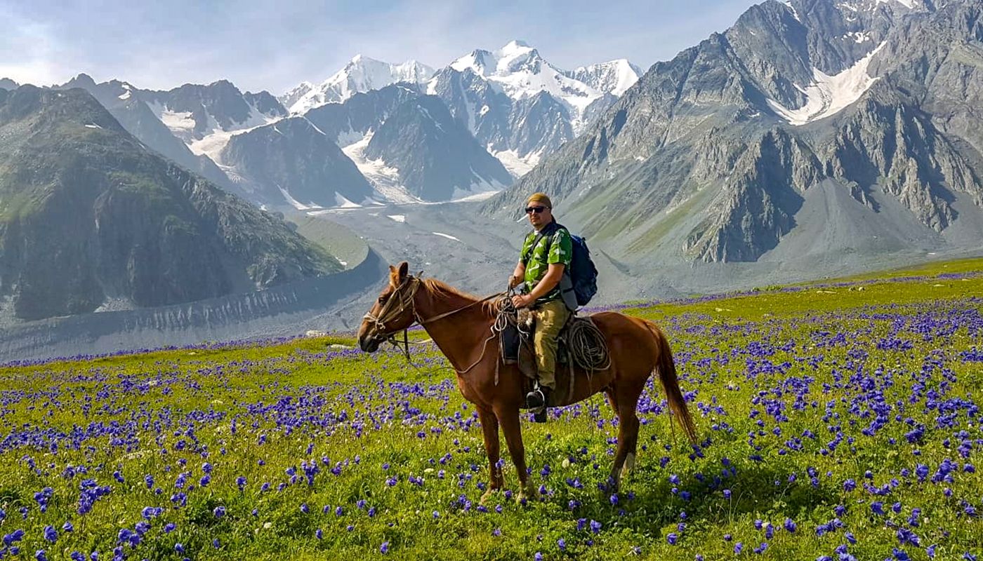 Казахстан восточная азия. Гора Белуха Восточный Казахстан. Белуха гора Катон Карагай. Казахстан природа. Казахстан туризм.
