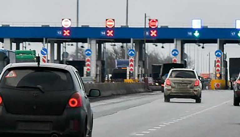 Депутаты призывают соблюсти права водителей при взимании платы за проезд по платным дорогам