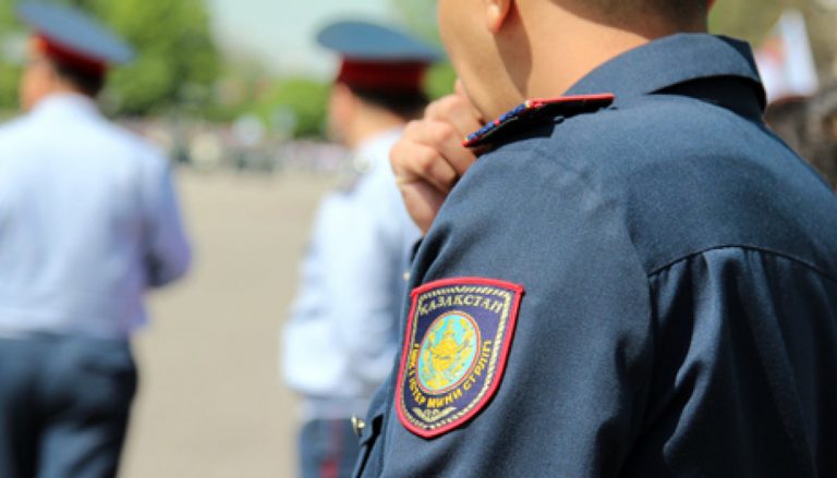В Восточно-Казахстанской области пресекли ряд фактов дачи взятки сотрудникам полиции