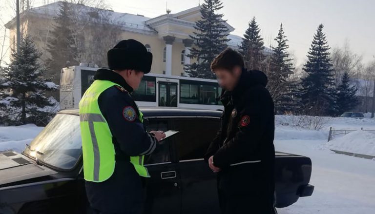 Любителя экстремальной езды привлекли к административной ответственности полицейские Усть-Каменогорска