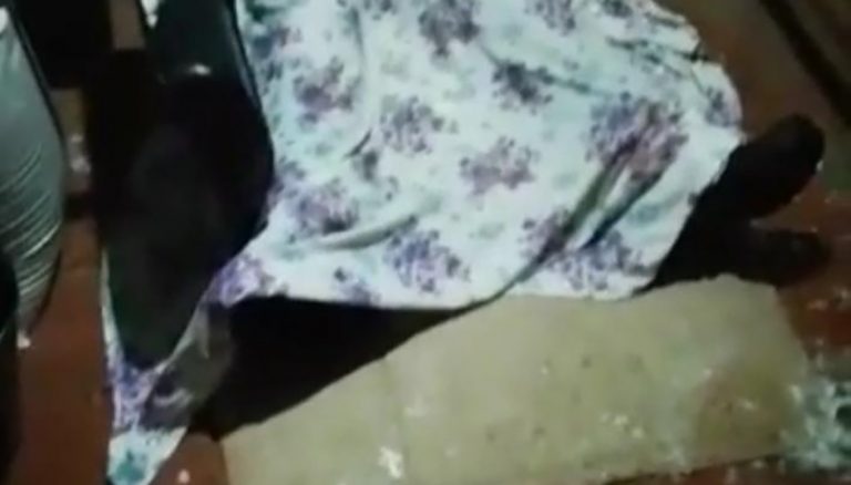 Мужчина в с.Межовка ВКО, умер на улице во время бурана
