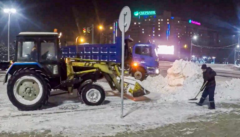 Как в Усть-Каменогорске очищались дороги в период 20-22 января, рассказали в отделе ЖКХ города