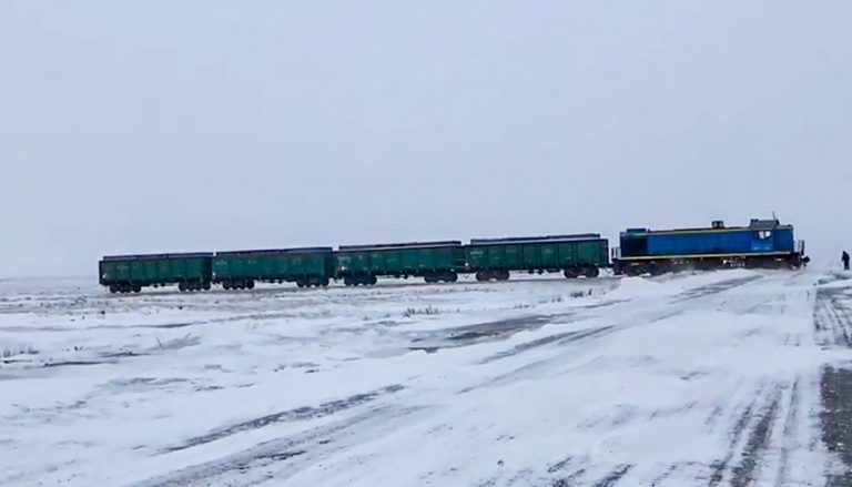 Очевидец предположил перевозку ядерных отходов на СИЯП. Мы выяснили: да, отходы, нет, не ядерные