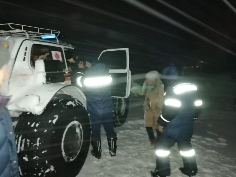Спасатели Семея срочно эвакуировали роженицу