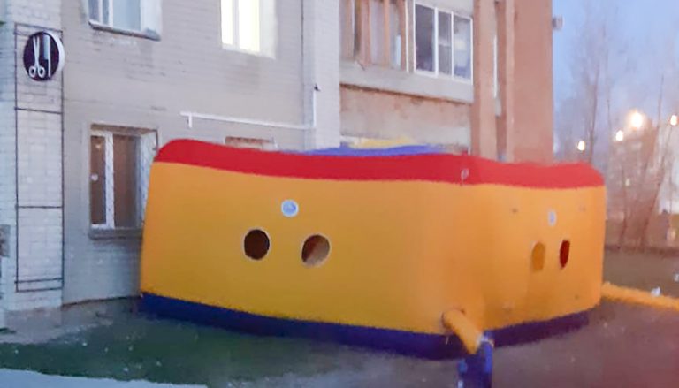 В Усть-Каменогорске спасатели, психологи ДЧС ВКО совместно с сотрудниками горакимата предотвратили суицид