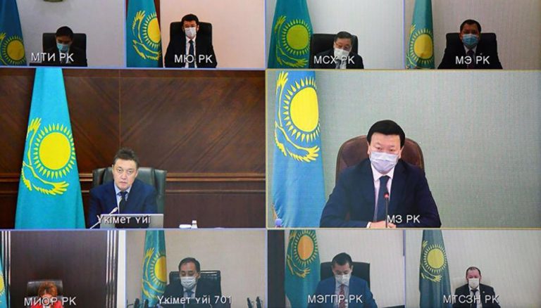 Госкомиссия определила масштабы ограничений для страны — срок их действия установлен в 14 дней