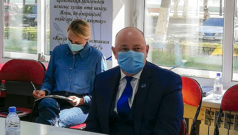 «Казцинк» предлагает оставлять деньги от «налогов за выбросы» в бюджете региона
