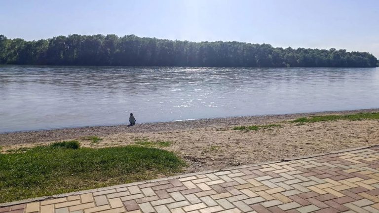 Подросток в Усть-Каменогорске пропал по дороге на речку